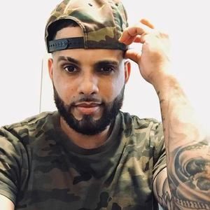 Meet your Posher, Alickson